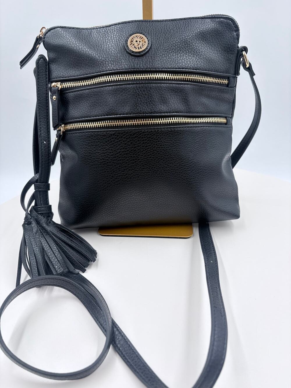Anne Klein crossbody purse